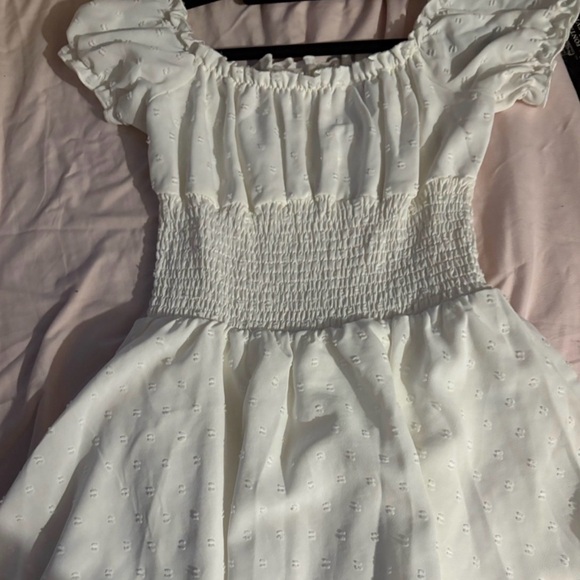 Pants - 2/35$🍓⭐️ Charming White Smocked Women's romper